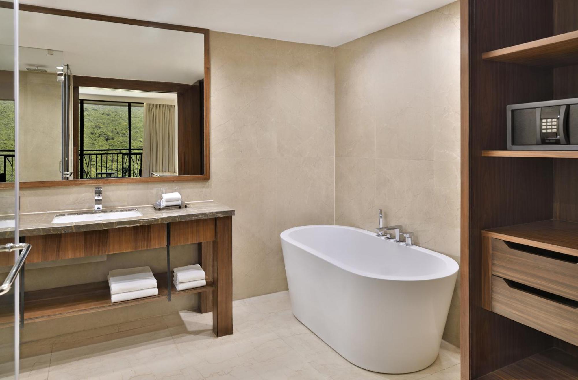 Courtyard By Marriott Mahabaleshwar Hotell Eksteriør bilde