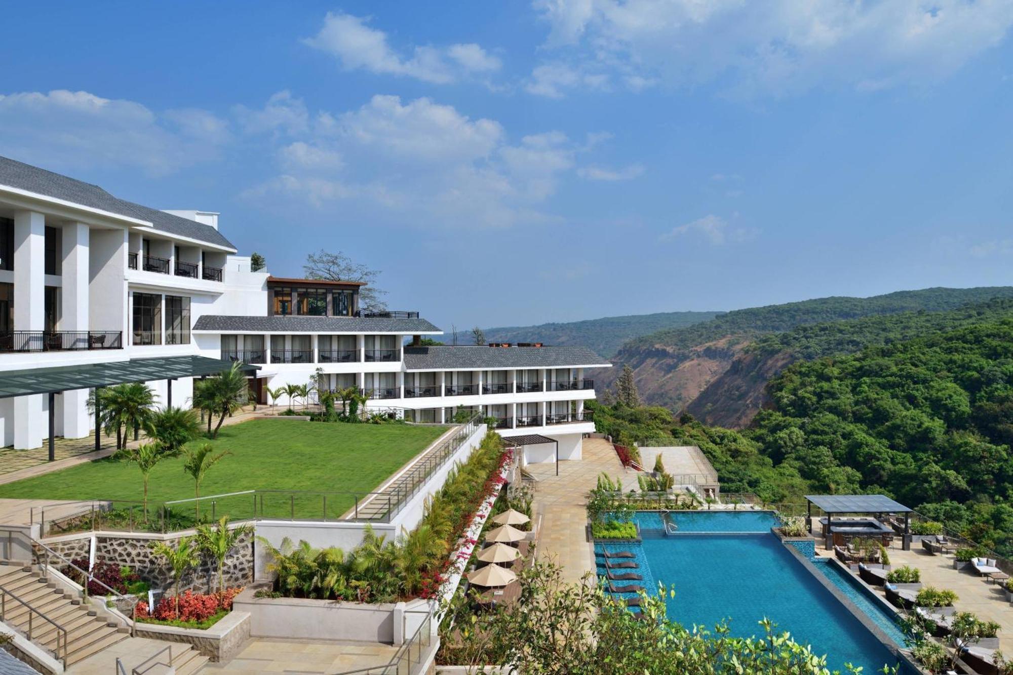 Courtyard By Marriott Mahabaleshwar Hotell Eksteriør bilde