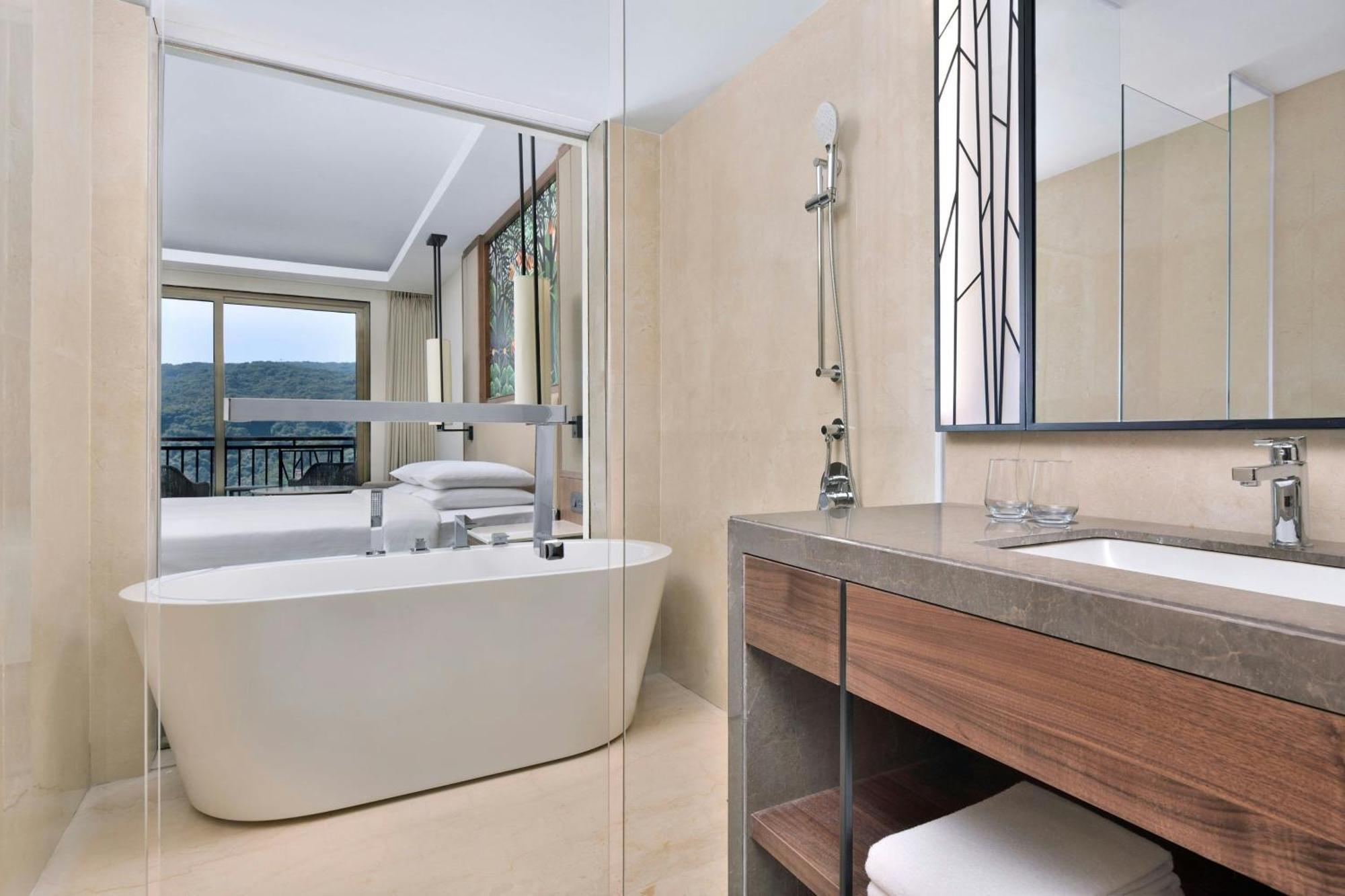 Courtyard By Marriott Mahabaleshwar Hotell Eksteriør bilde